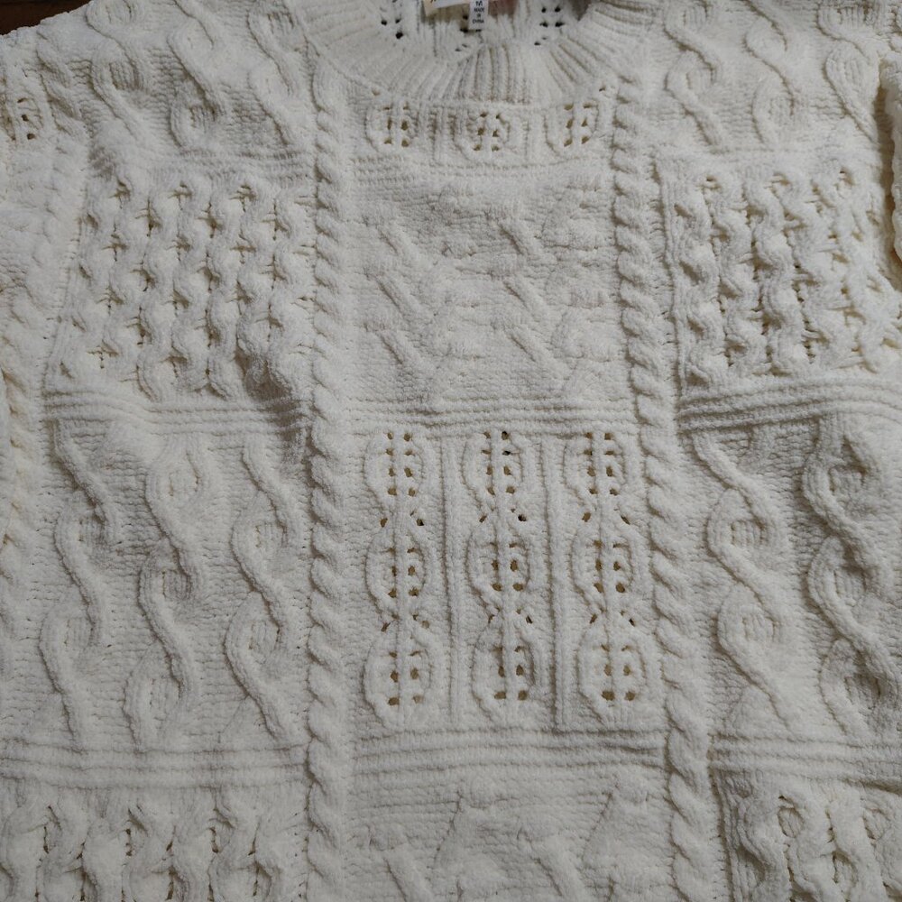 Warm and Beautiful Long Sleeve Sweater Ivory Color - Picture 4 of 5